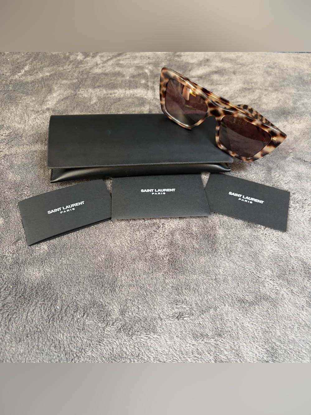 Saint Laurent Tortoiseshell Square-Edge Sunglasses with Brown Lenses - Picture 12 of 13